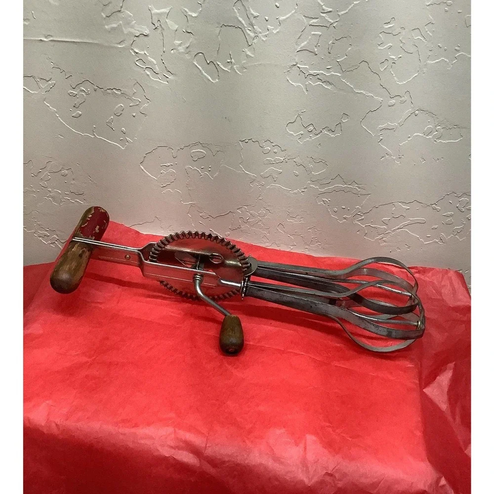 Vintage Hand Beater‎